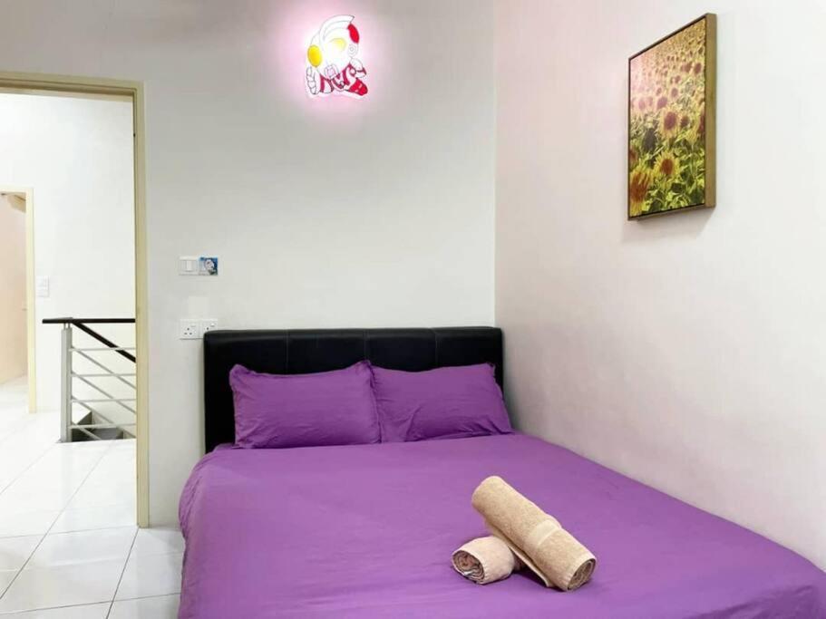 Cozyhouse 4Room 3Bath Room 10Pax'''Simpangampattasek Simpang Ampat  Εξωτερικό φωτογραφία