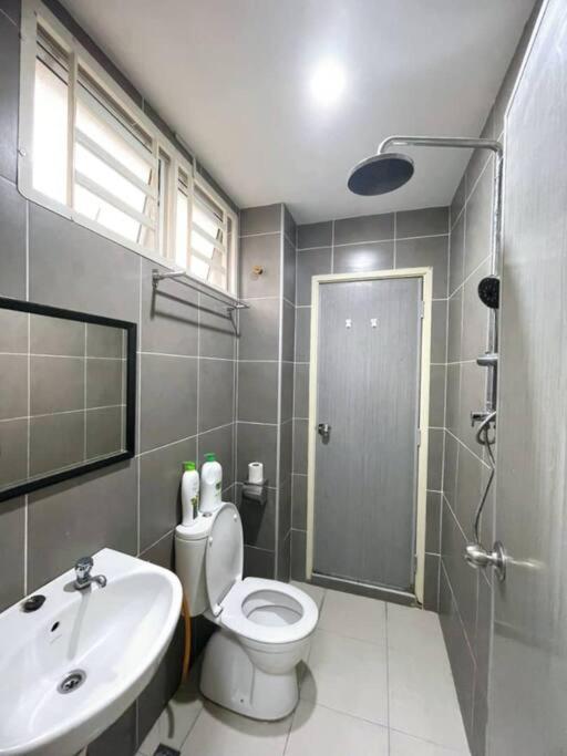 Cozyhouse 4Room 3Bath Room 10Pax'''Simpangampattasek Simpang Ampat  Εξωτερικό φωτογραφία